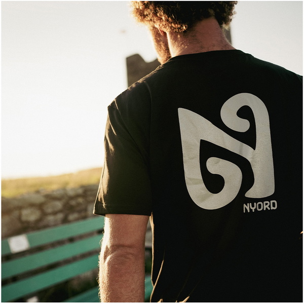 2026 Nyord Logo Camiseta Sx087 - Black Charcoal